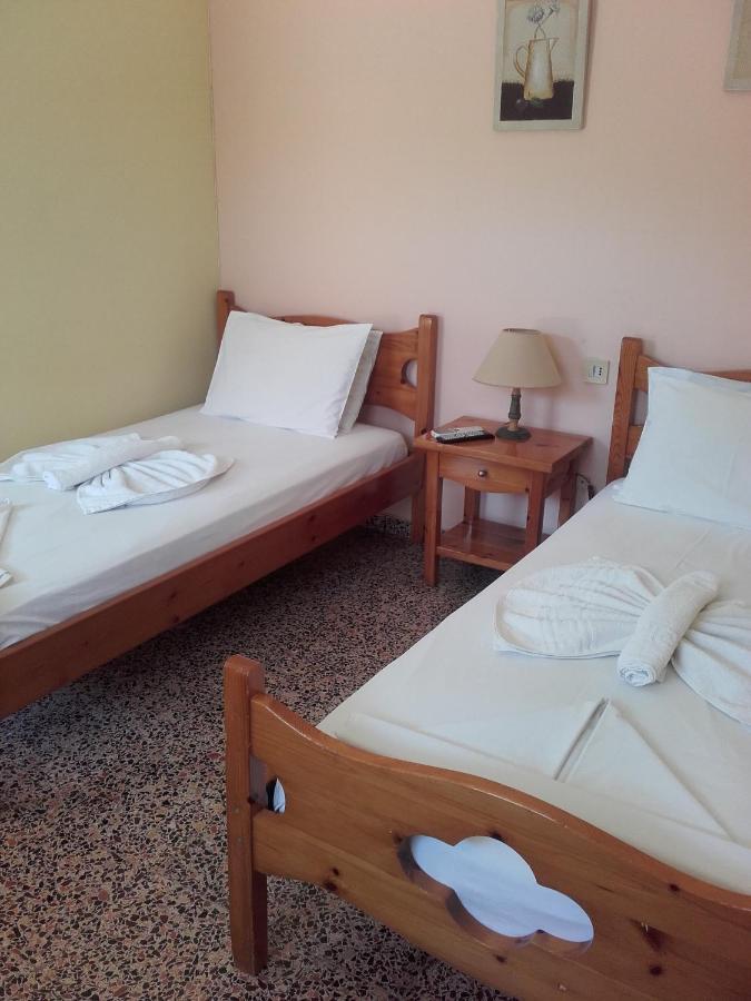 Rooms Apostolis Patitiri Eksteriør bilde